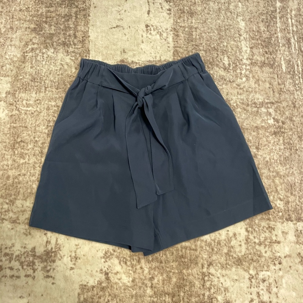 Lululemon High rise shorts
